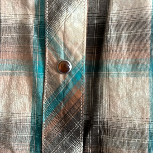 Women’s Roper Pearl Snap - Picture 3 of 8